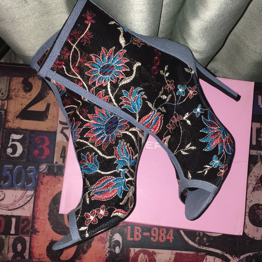 Embroidered Boots. New.